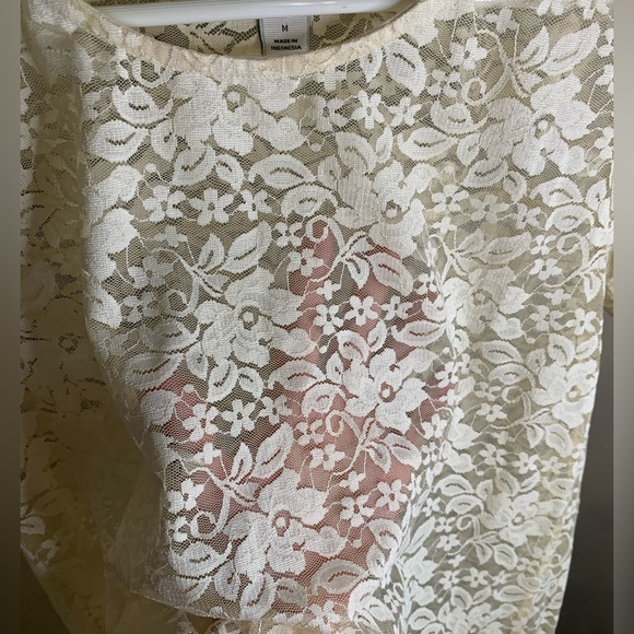 Lace Shell Top - Picture 3 of 6